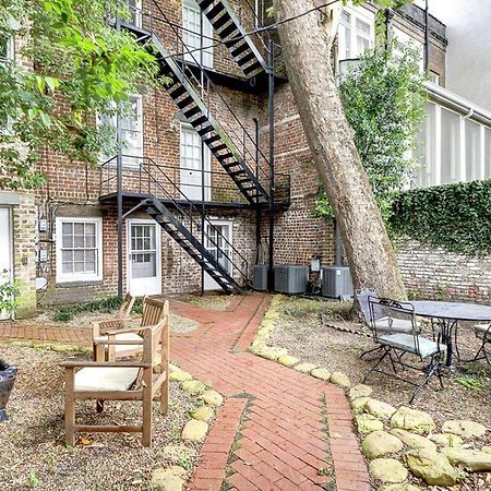 Апартаменти Oglethorpe Manor Garden Level Саванна Екстер'єр фото